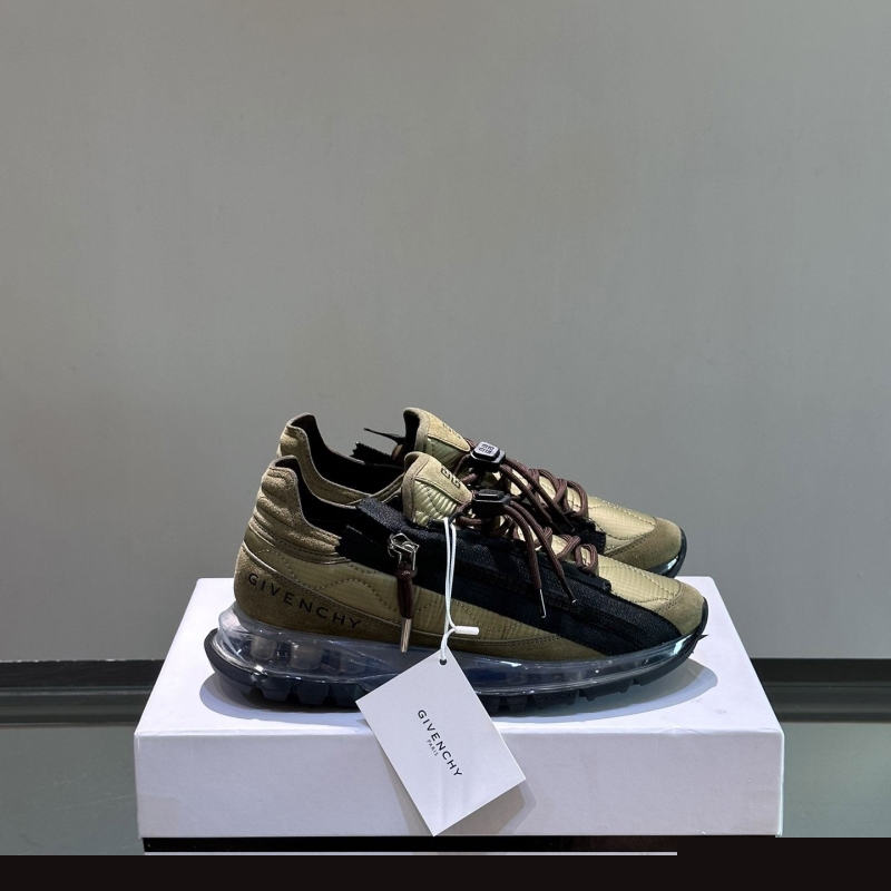 Givenchy Sneakers
